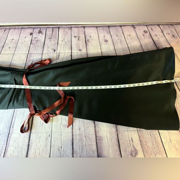 VINTAGE Erica Michelle Ltd Sleeveless Black Satin Midi A-line Formal Dress 10 - Picture 8 of 9